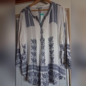 Daniel Rainn Blue and White Tunic Top